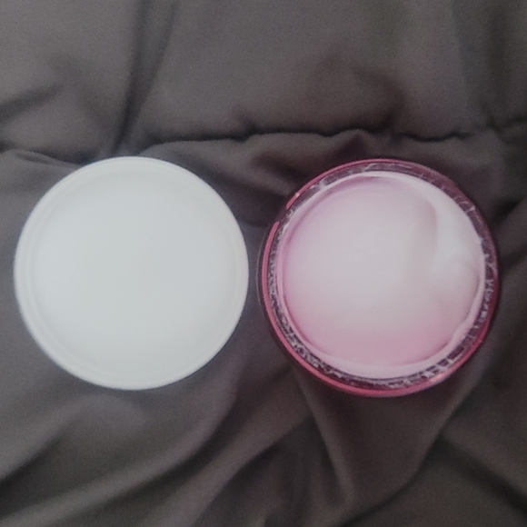 Andalou Naturals 1000 Roses - Picture 2 of 4